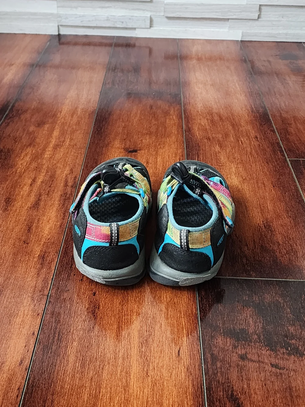 KEEN Newport H2 Rainbow Tie-Dye Hiking Water Sandals Kids Size 11 US